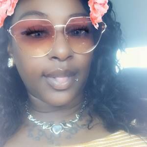 Meet your Posher, Charonda